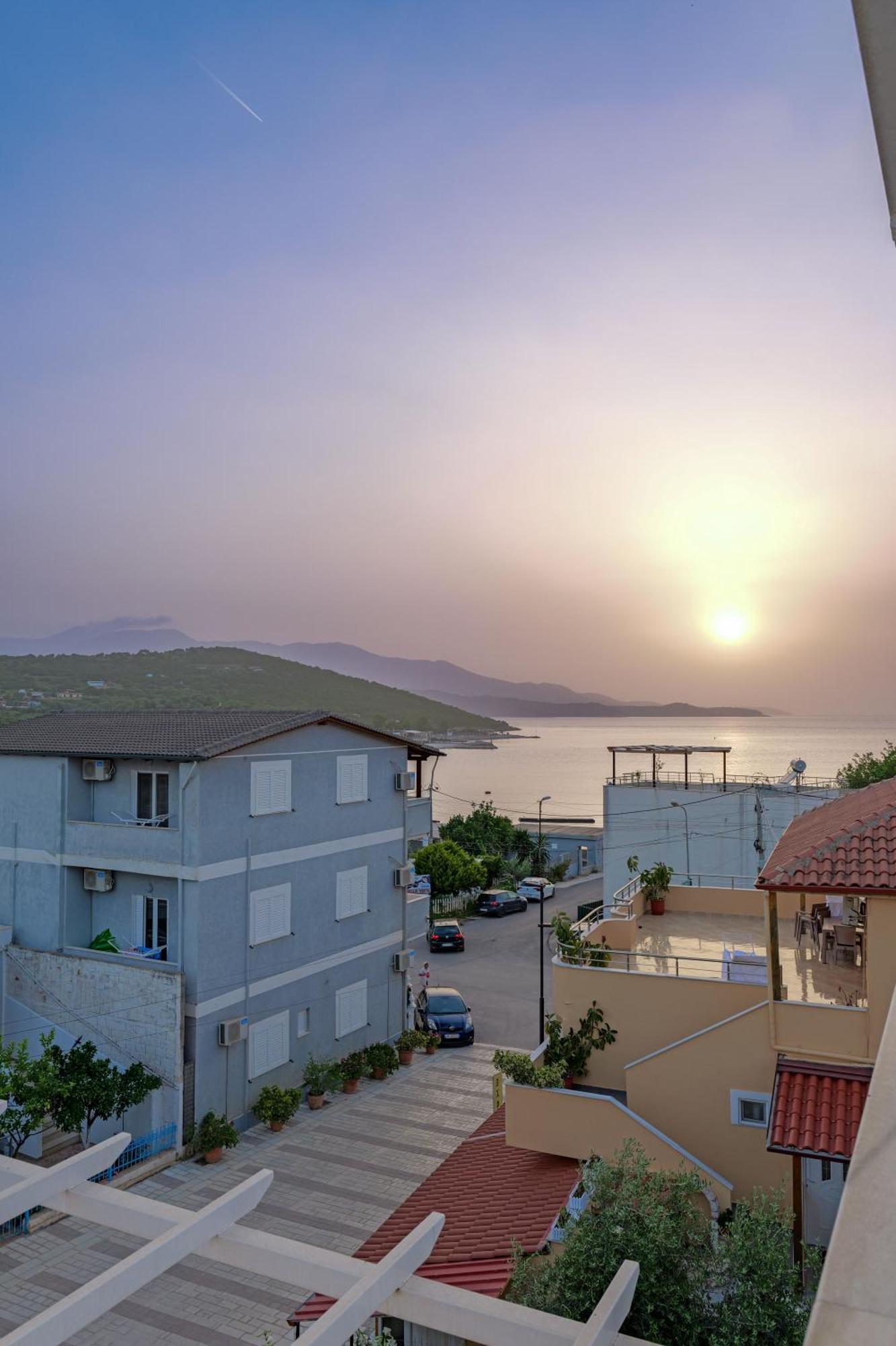 Hotel Veliaj Ksamil Exterior photo